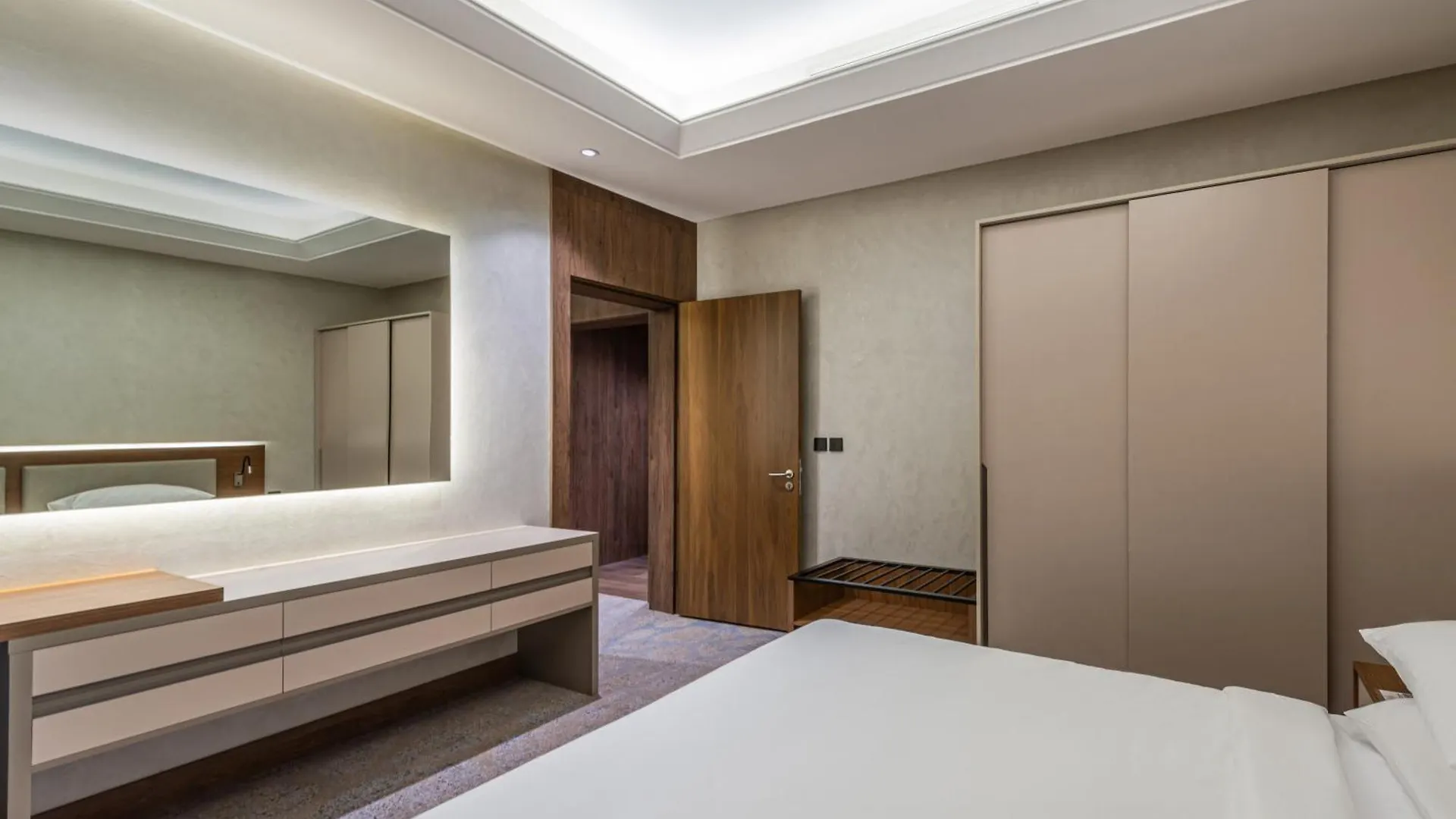 Voyage Hotel & Suites Ριάντ