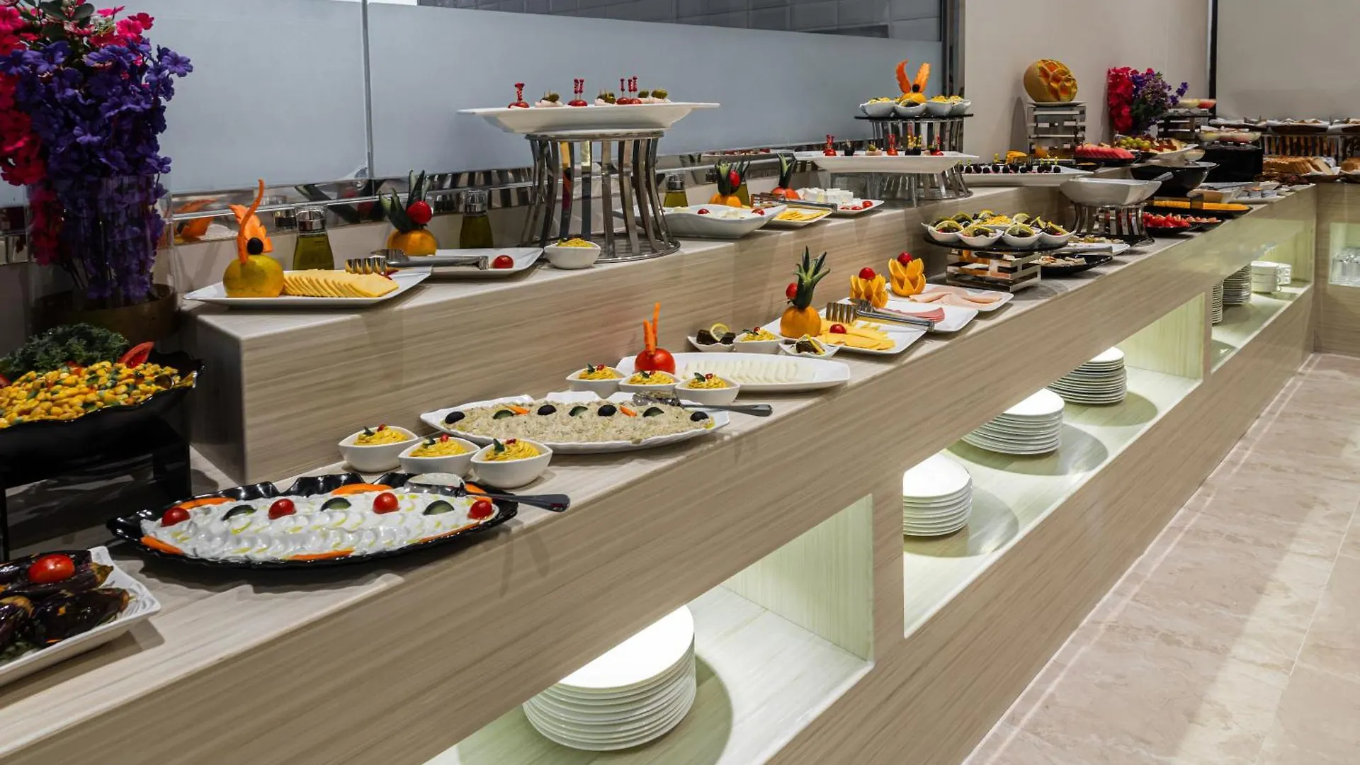 Voyage Hotel & Suites Riyadh 4*,